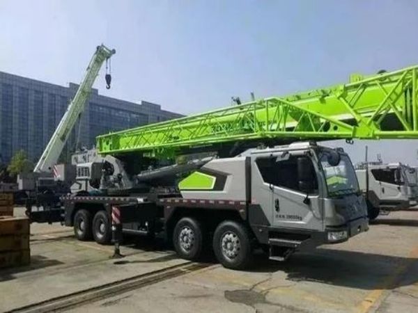 鹤城区吊车租赁电话_拉萨汽车吊新闻-吊车出租设备吊装摆动的原因